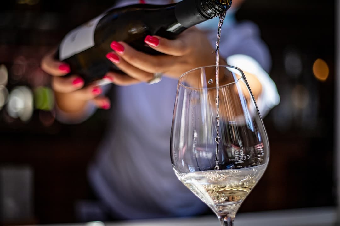 Accords mets-vins en Alsace : harmonies gastronomiques et vinifications