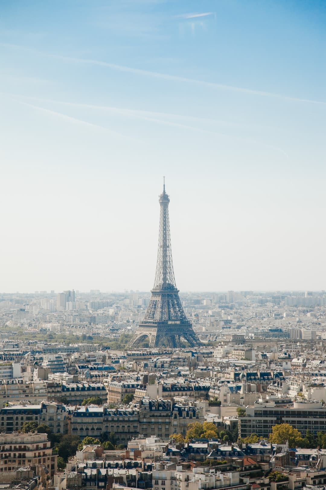 La hauteur de la tour Eiffel