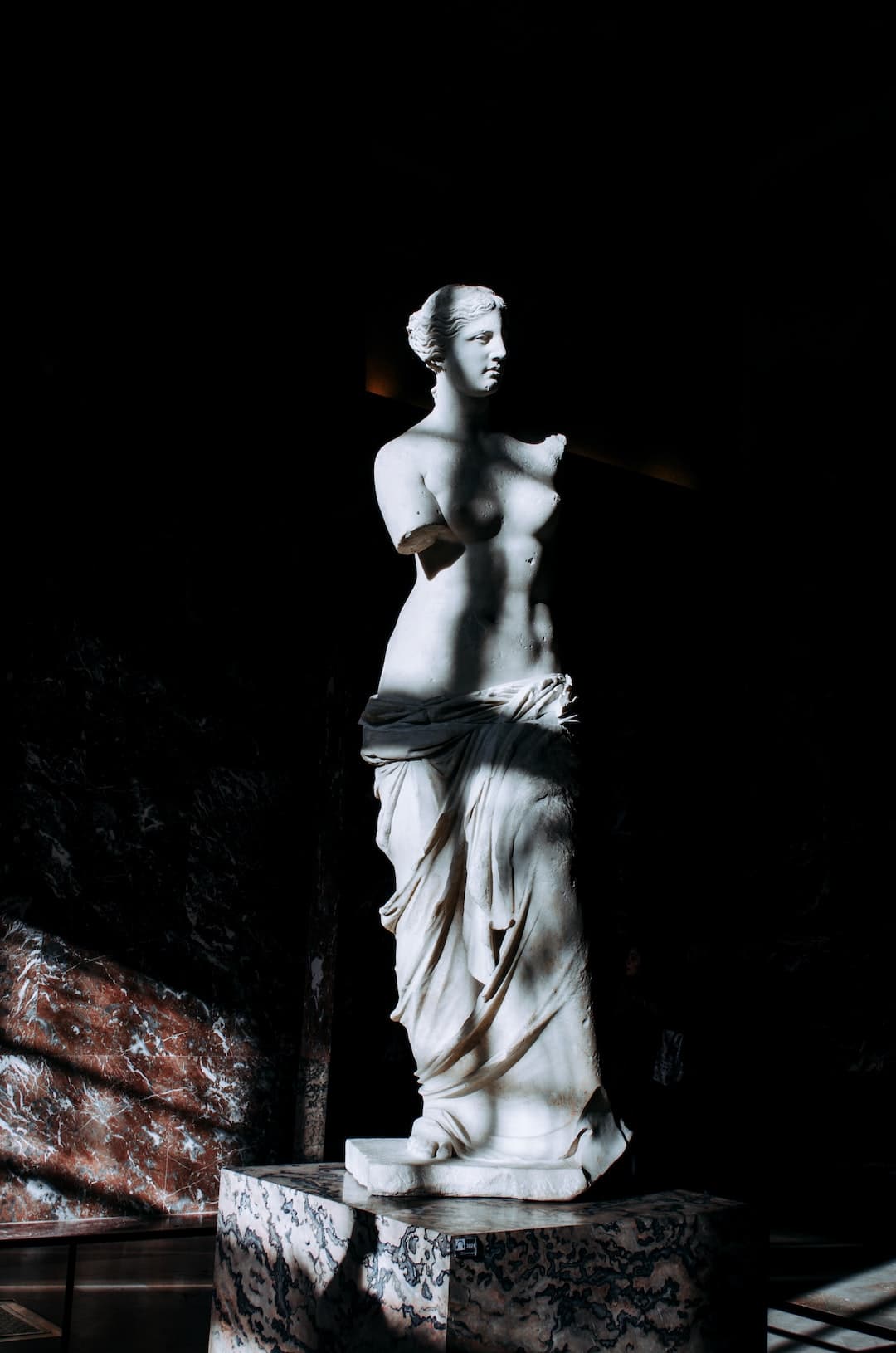 La Vénus de Milo : une icône de la beauté antique